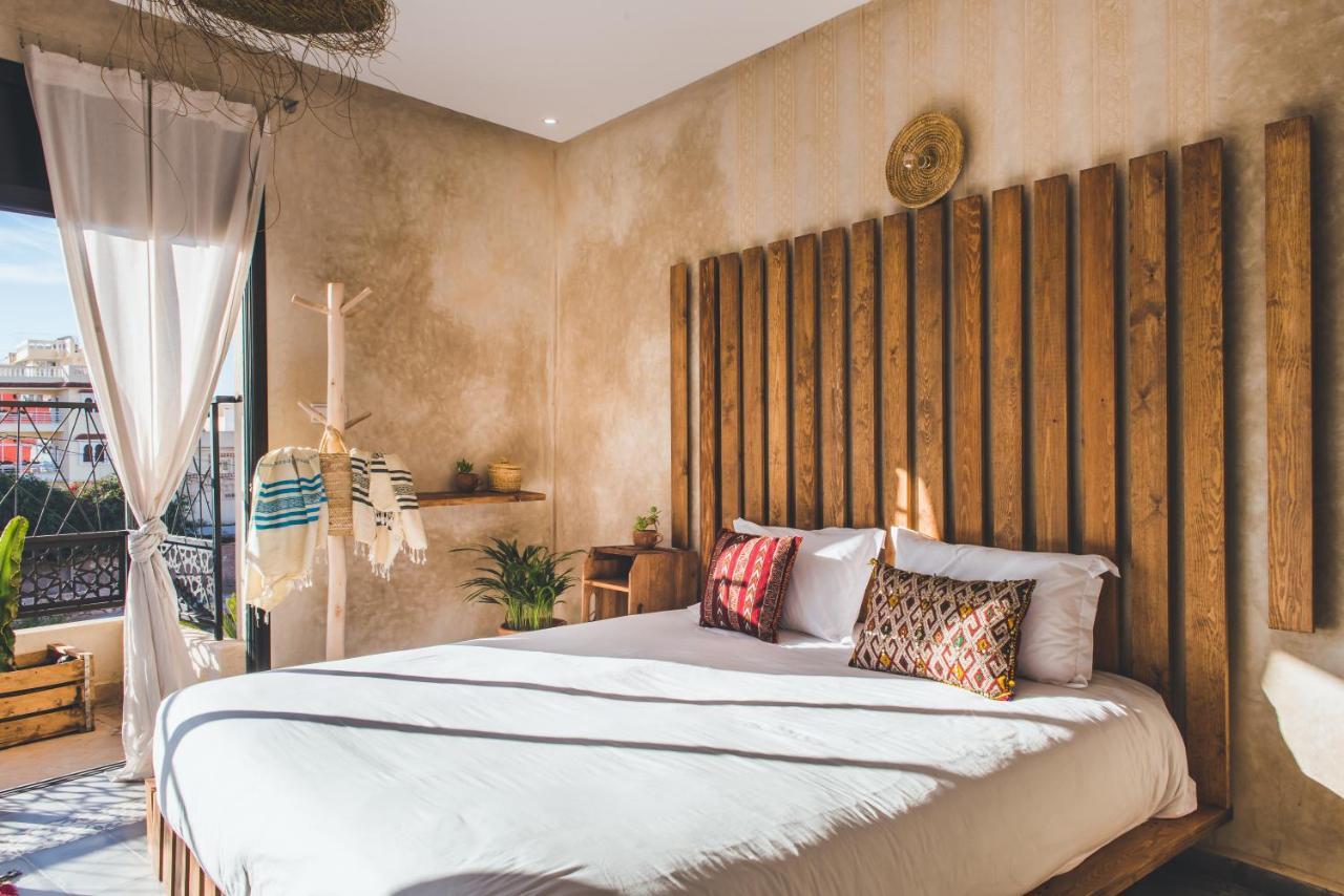 The Yogi Surfer Hotel Taghazout Exterior photo