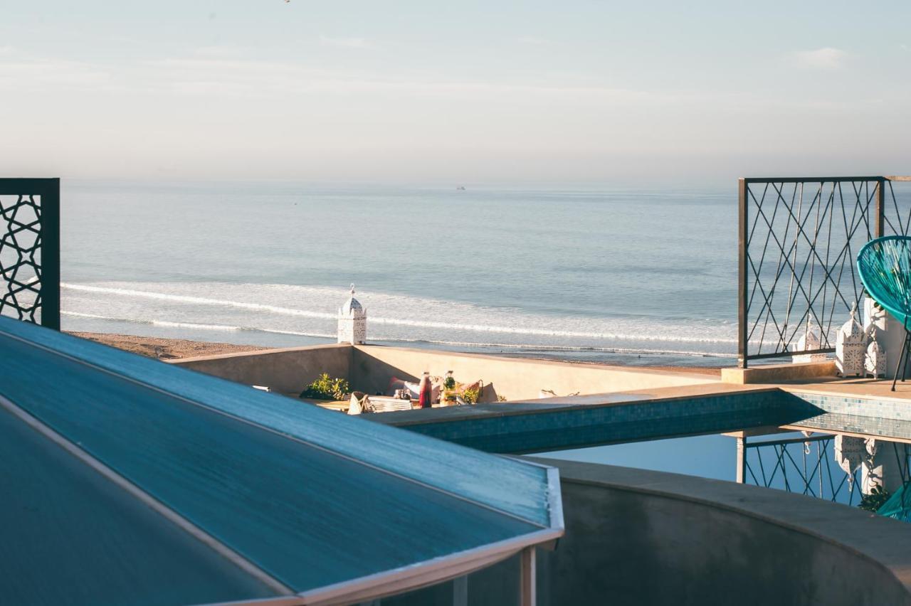 The Yogi Surfer Hotel Taghazout Exterior photo