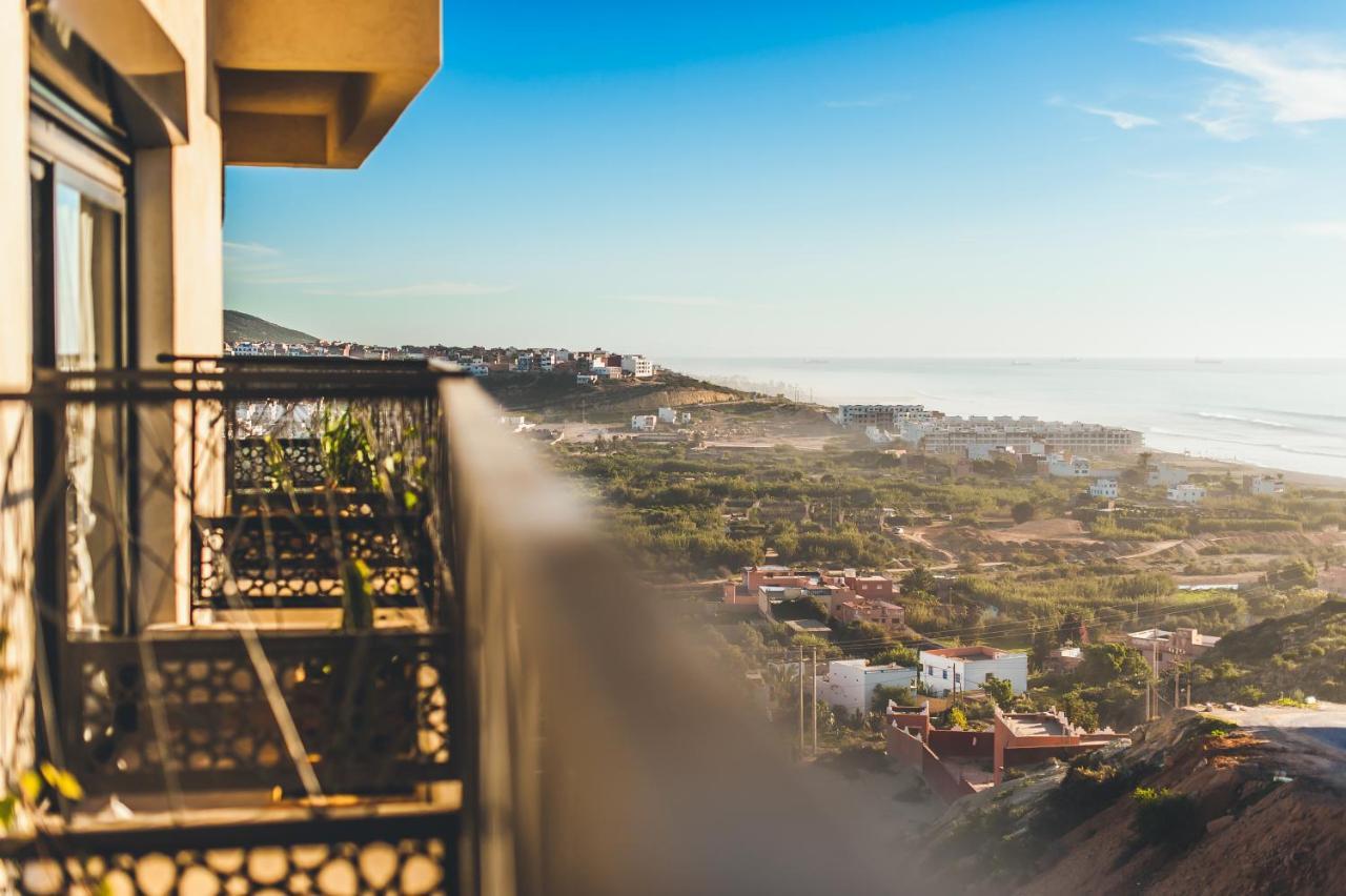 The Yogi Surfer Hotel Taghazout Exterior photo